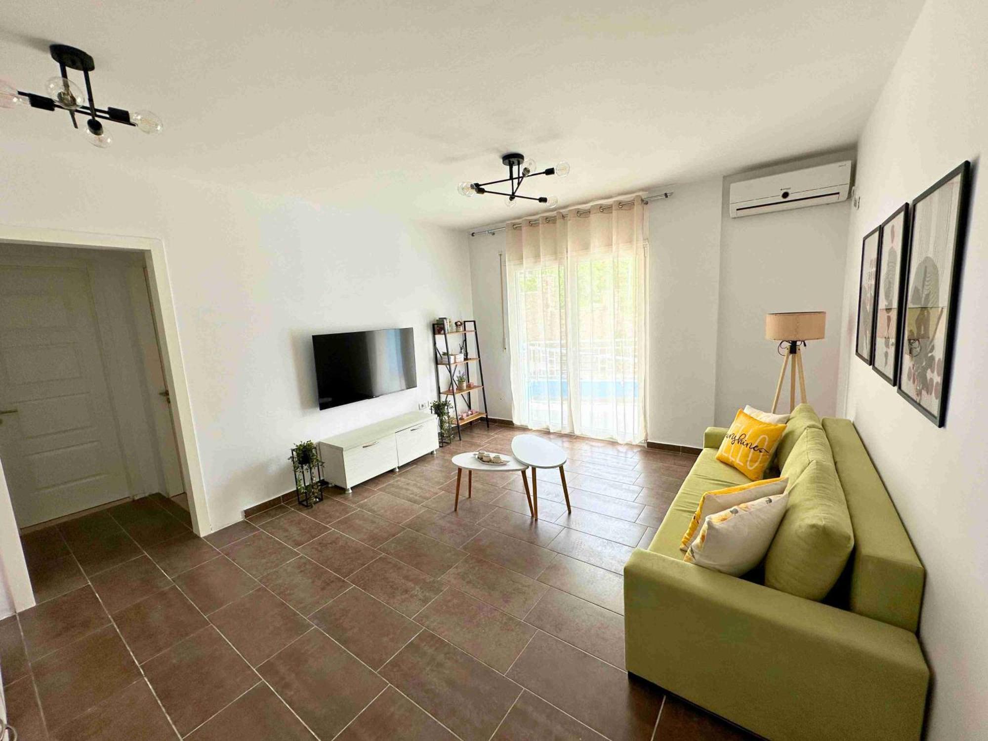 Tropicana Apartments Dhermi Luaran gambar