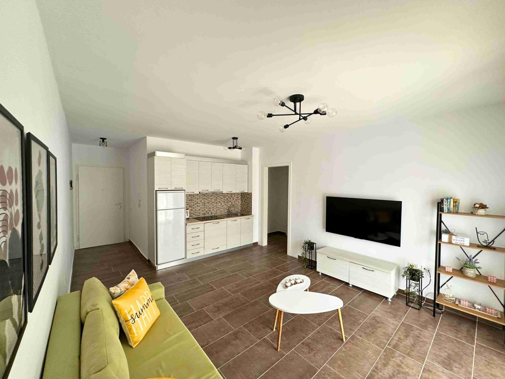 Tropicana Apartments Dhermi Luaran gambar