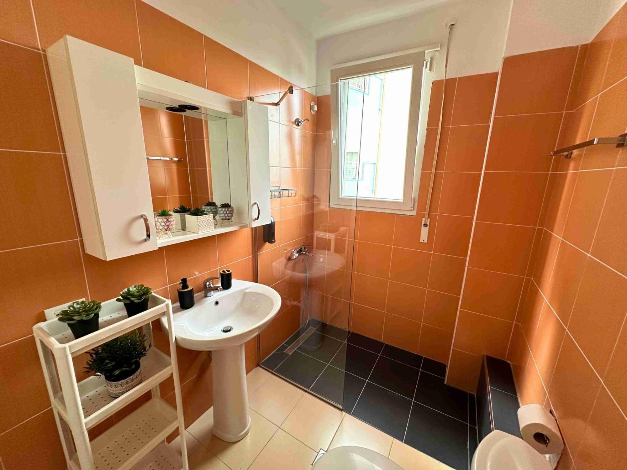 Tropicana Apartments Dhermi Luaran gambar