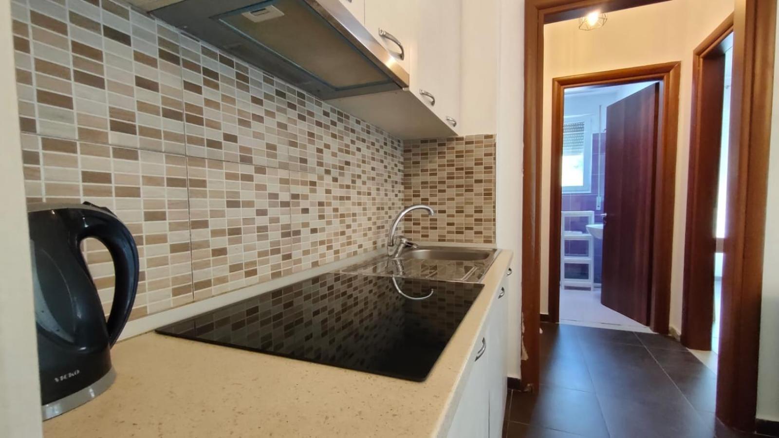 Tropicana Apartments Dhermi Bilik gambar